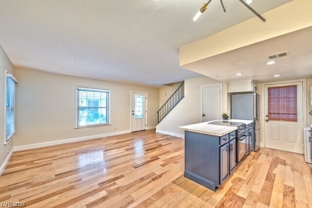 Building Photo - 1453 Lorilyn Ave