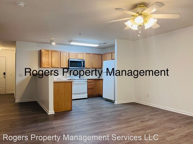 Building Photo - 3 br, 2 bath House - 2950 Trailwood Pines ...