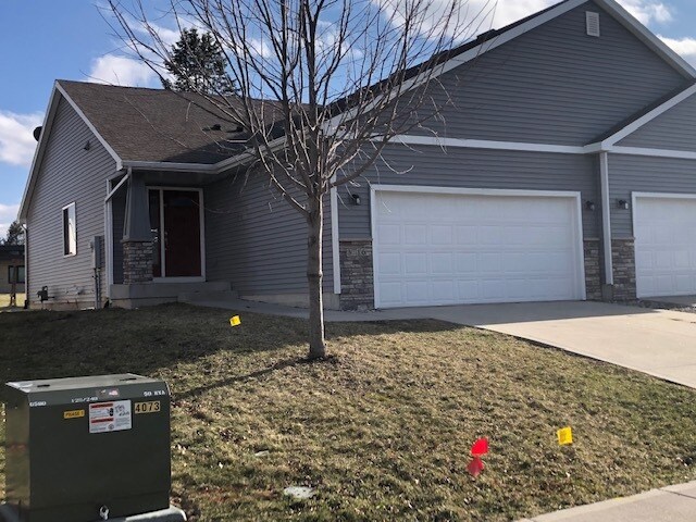 Foto principal - 3716 Marigold Dr