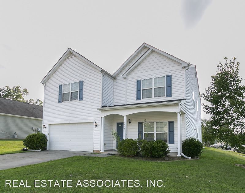 Foto principal - 5 br, 2.5 bath House - 4815 Hoppers Drive