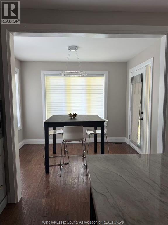 Photo du bâtiment - 353 Bouffard Rd