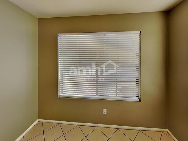 Foto del edificio - 13177 W Mauna Loa Ln