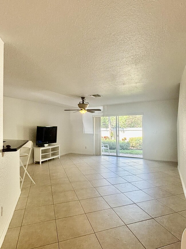 Foto del edificio - 22162 Majestic Woods Way