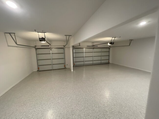 Building Photo - 604 Brunello Cir