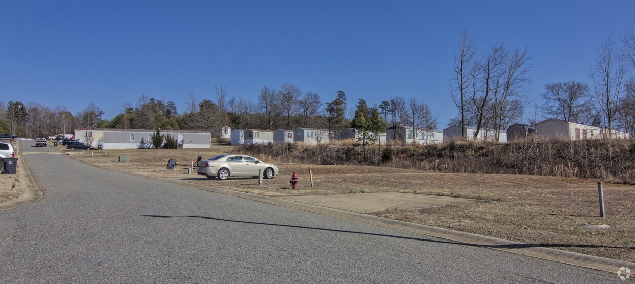 Building Photo - Orion Oaks
