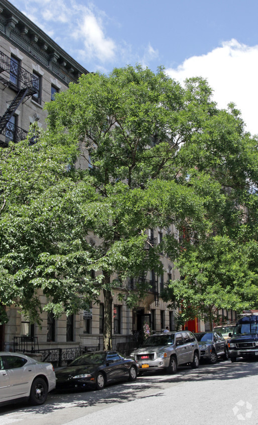 Building Photo - 510-512 W 170th St