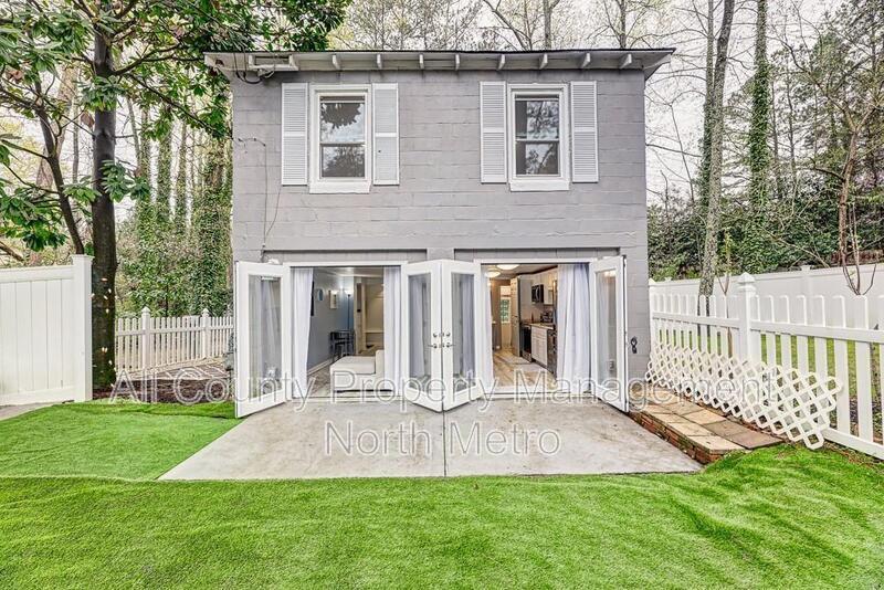 Photo - 5606 Roberts Drive