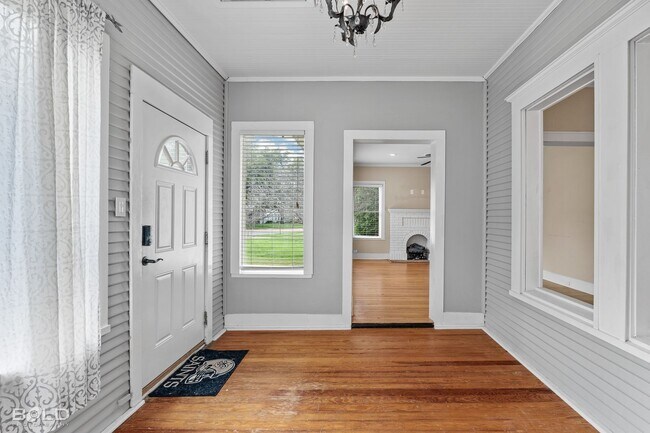 Foto del edificio - Check Out this 3 bed 1 bath