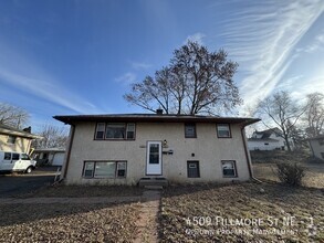 Building Photo - 4509 Fillmore St NE