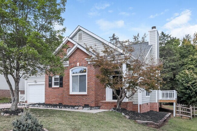 Building Photo - 13839 Poppleton Ct