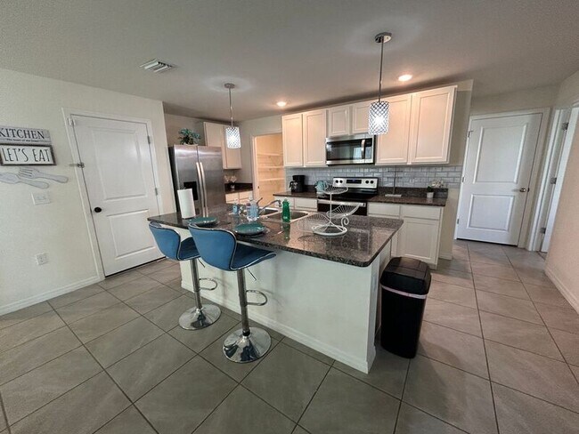 Building Photo - 12137 White Cypress Pl