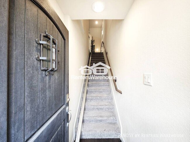 Building Photo - 10717 Madden Oaks Pl