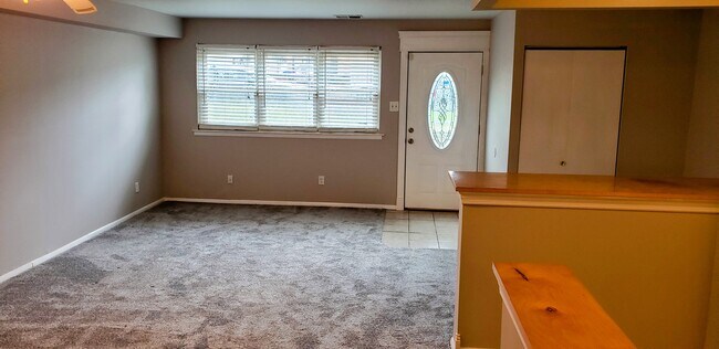 Front door - 3360 S Keswick Rd