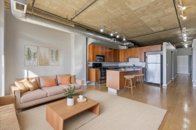 Building Photo - 111 S Morgan St