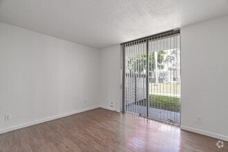 1BR, 1BA - 625SF - The Oasis by RAM Apartments