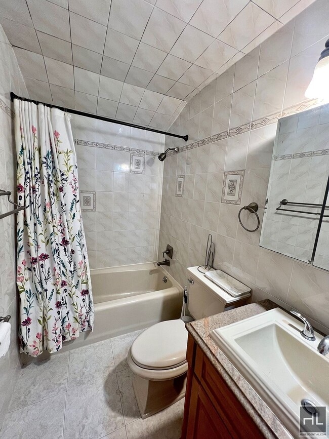 Foto del edificio - KLONDIKE AVENUE