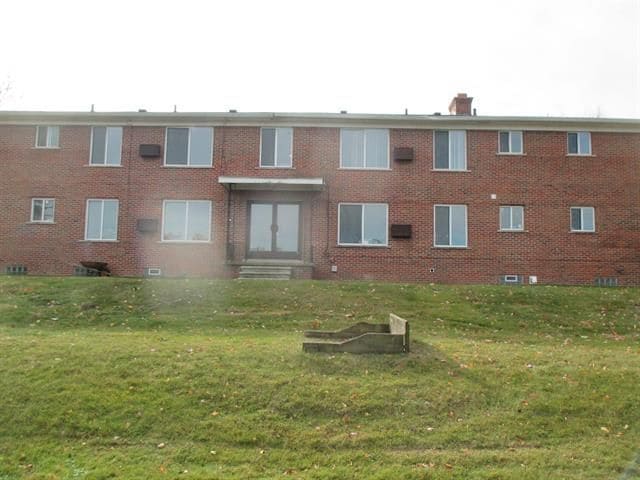 Building Photo - 66 Riverview Dr