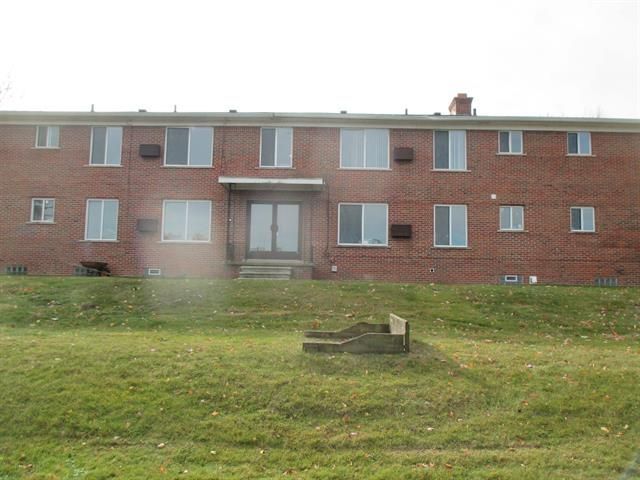 Foto del edificio - 66 Riverview Dr