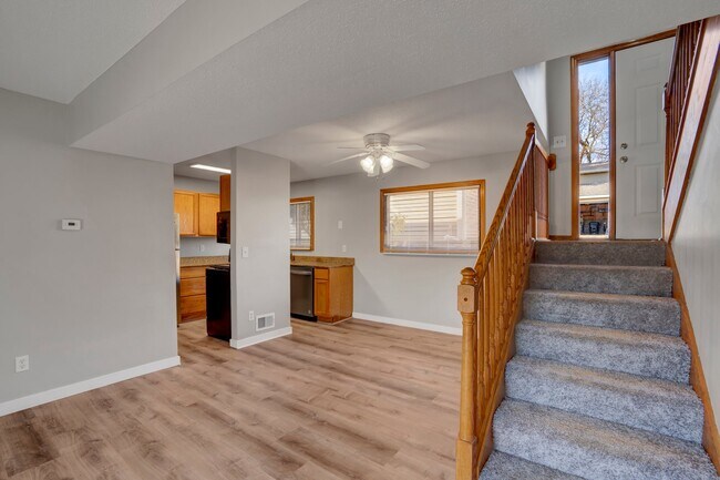 Foto del edificio - 3255 Dodd Ln