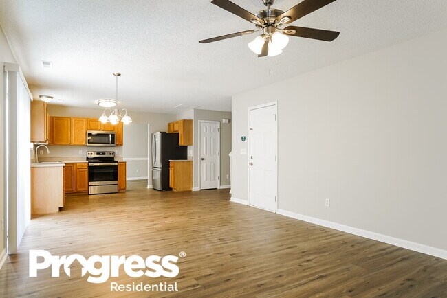 Building Photo - 409 Texanna Way