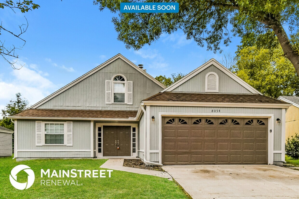 Foto principal - 8054 Loch Lomond Ln