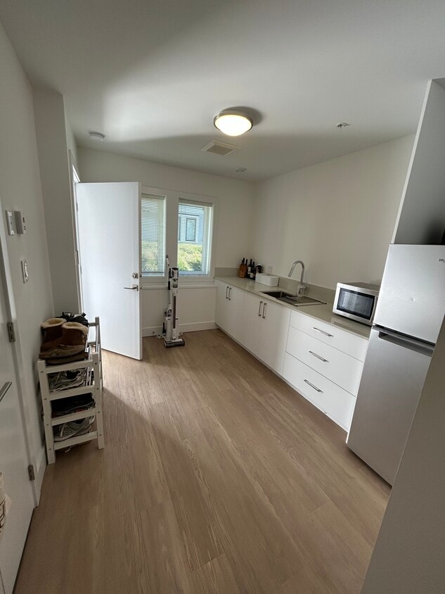 Photo principale - 717 26th Av E