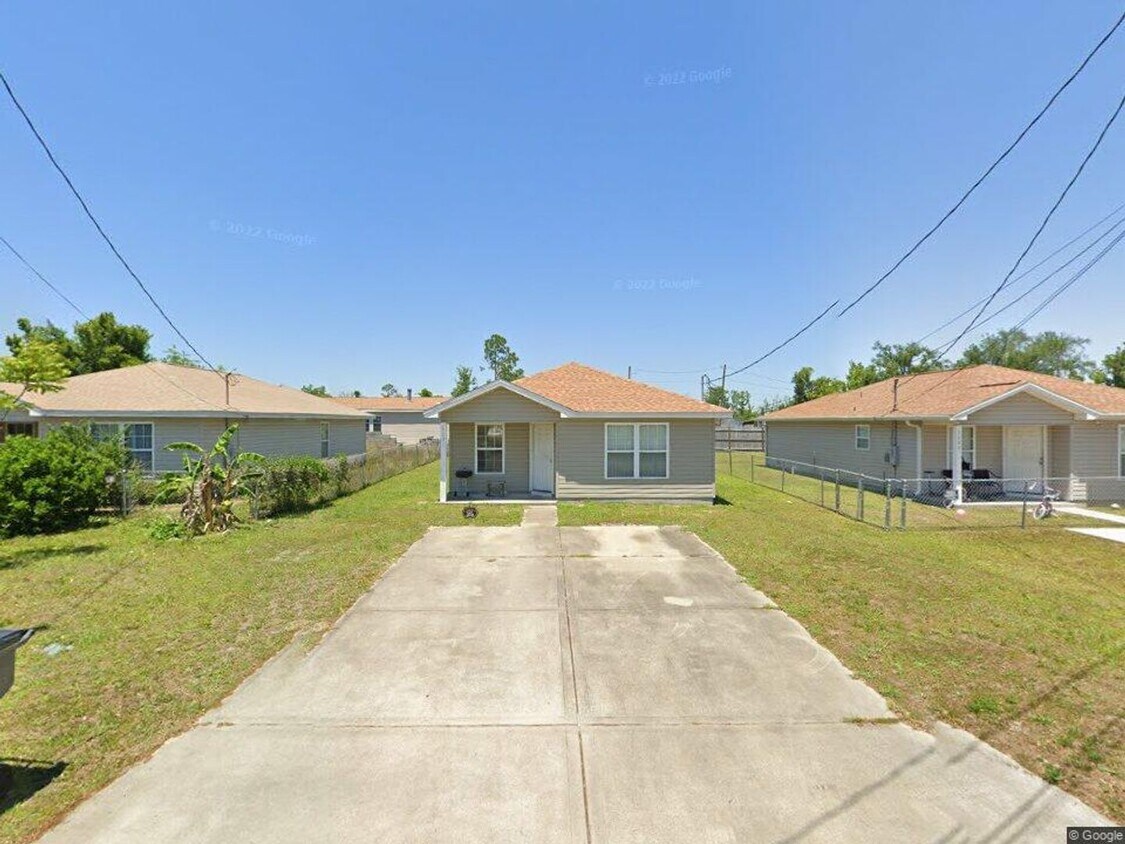 Foto principal - 5101 Willow St
