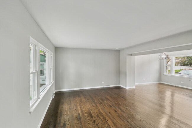 Foto del edificio - 4737 Belmont Rd
