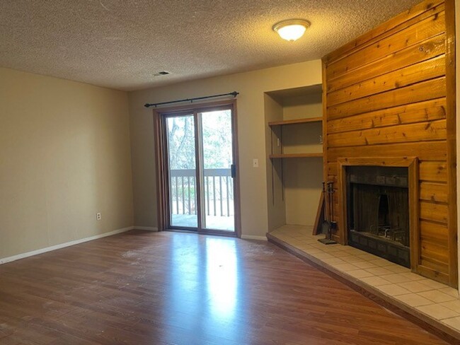 Foto del edificio - Cozy Boulder Condo On Bike Path