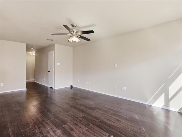 Building Photo - 10713 Many Oaks Dr