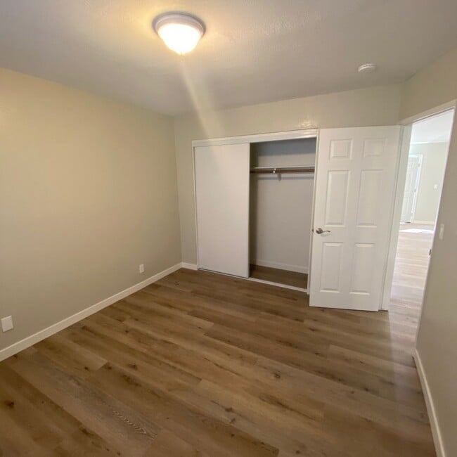 Building Photo - 21375 Bear Valley Rd