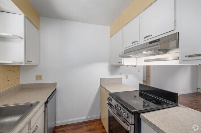 2HAB, 1BA - 700 ft² - Marquam Terrace Apartments