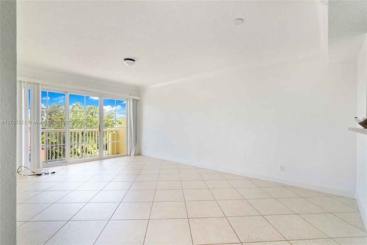 Foto principal - 1515 E Broward Blvd