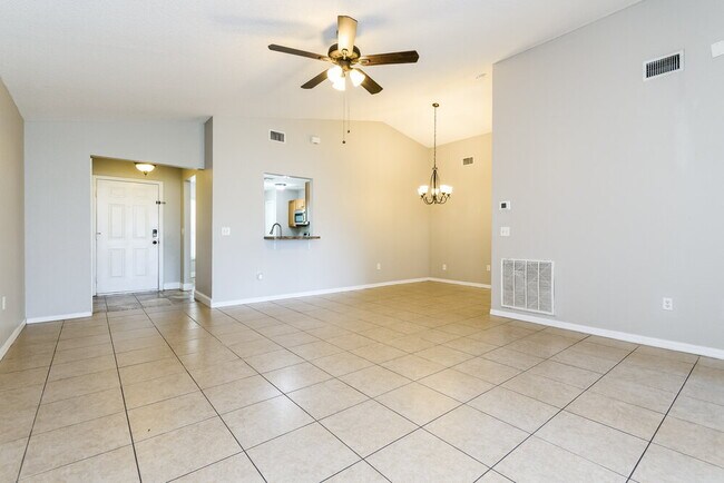 Foto del edificio - 3008 Sabal Bend Dr NE