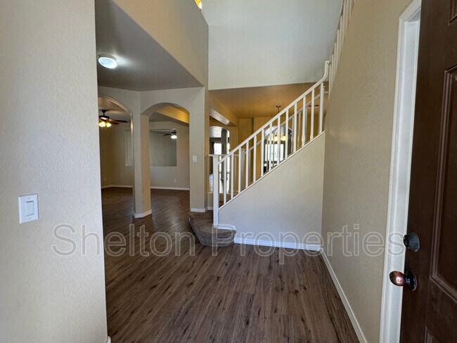 Building Photo - 20684 W White Rock Rd