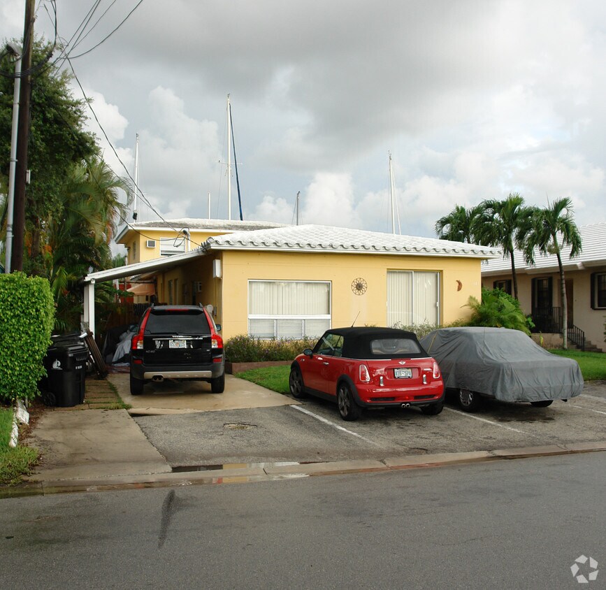 Foto del edificio - Hendricks Isle Apts. & Docks