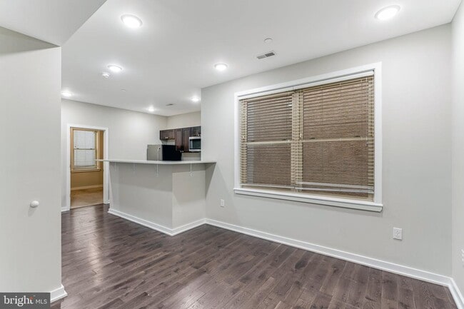 Building Photo - 1407 N 15th St
