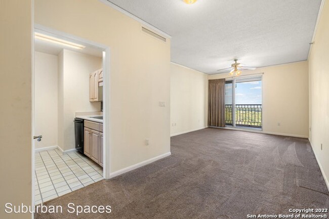 Building Photo - 2 br, 2 bath House - 1 Towers Park Ln #1406