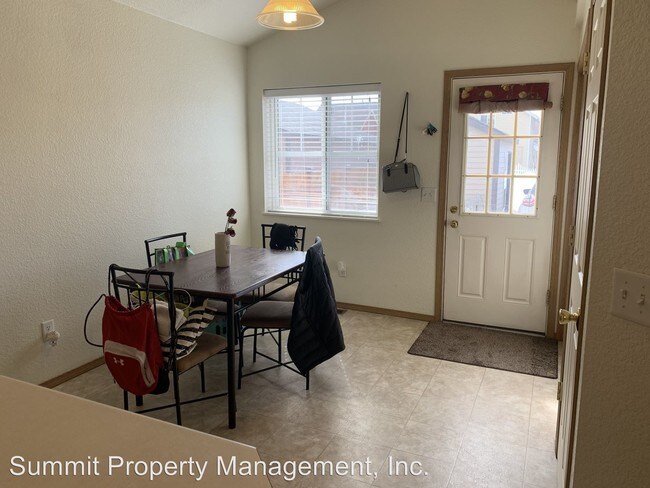 Building Photo - 2 br, 2 bath House - 4677 Montrose Drive
