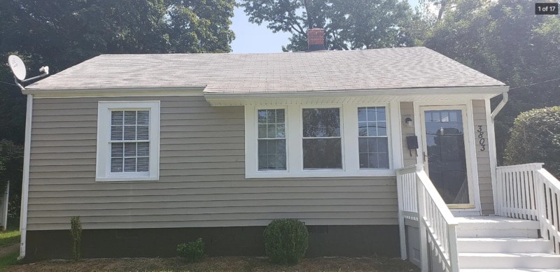 Photo - 3803 Larry St