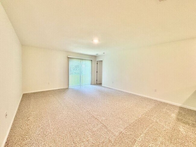 Building Photo - 7812 Maxton Rd