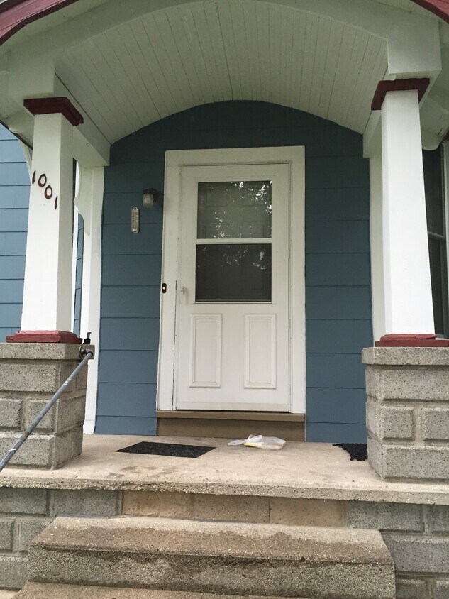 1001 N Birney St, Bay City, MI 48708 Townhome Rentals in Bay City MI