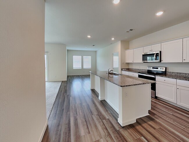 Building Photo - Wonderful 4 bedroom in Willow Springs!