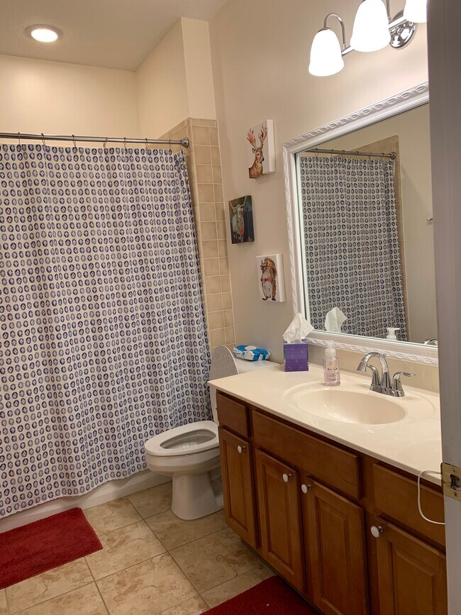 Building Photo - 2916 Piedmont Manor Dr