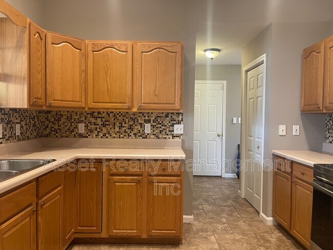 Building Photo - 7150 Allison Way