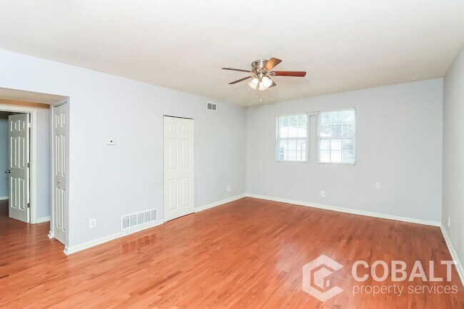 Foto del edificio - 210 Kirkwood Rd NE