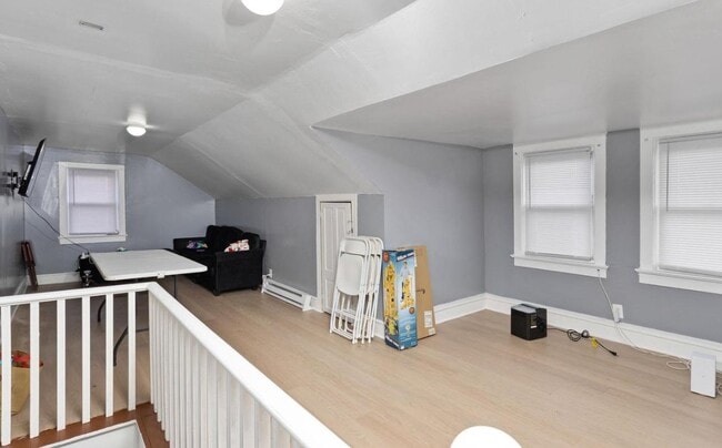 Building Photo - 237 Ardmore Ave