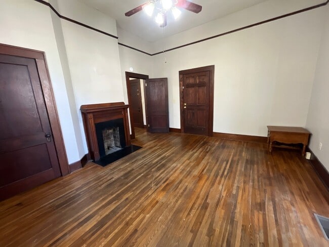 Building Photo - 396 N Highland Ave