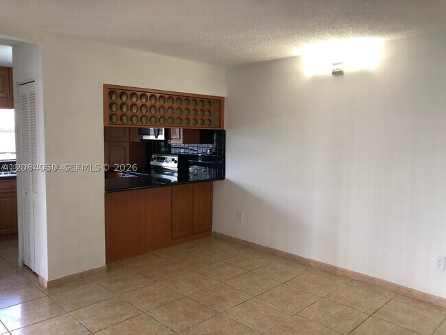 Foto del edificio - 6575 W 24th Ct
