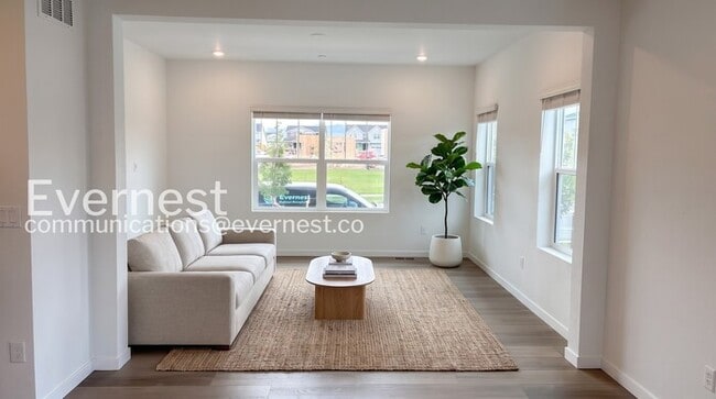 Foto del edificio - 6426 Red Willow Dr